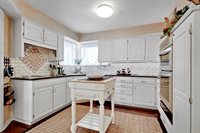 8036 W 116th Street, Overland Park, KS 66210