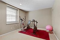 8036 W 116th Street, Overland Park, KS 66210