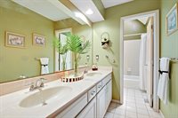 8036 W 116th Street, Overland Park, KS 66210