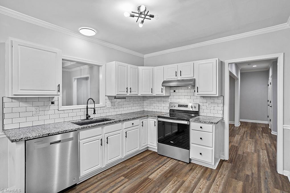 4645 Bottoms Rock Lane, Pfafftown, NC 27040