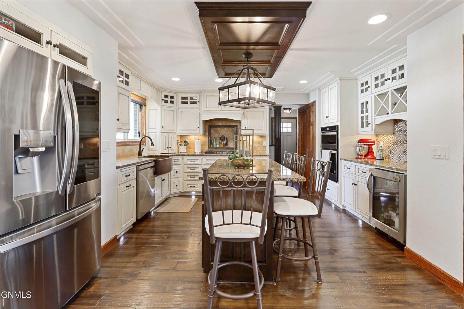 1805 University Avenue, Williston, ND 58801