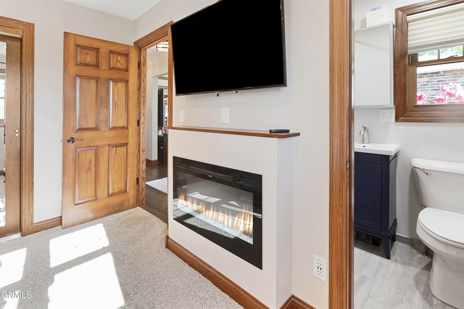 1805 University Avenue, Williston, ND 58801