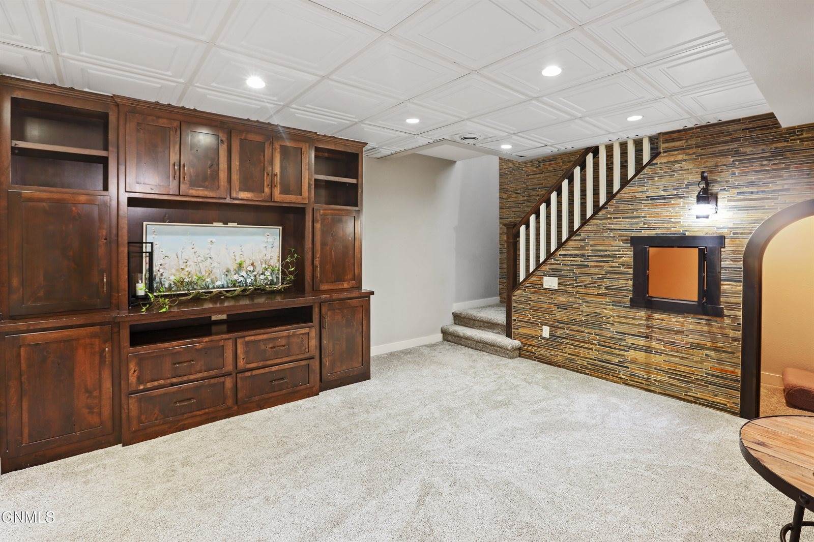 1805 University Avenue, Williston, ND 58801