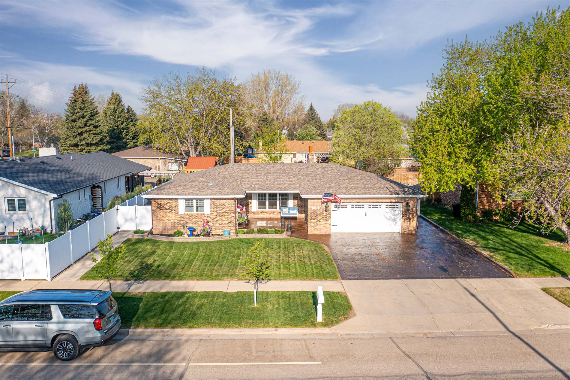 1805 University Avenue, Williston, ND 58801