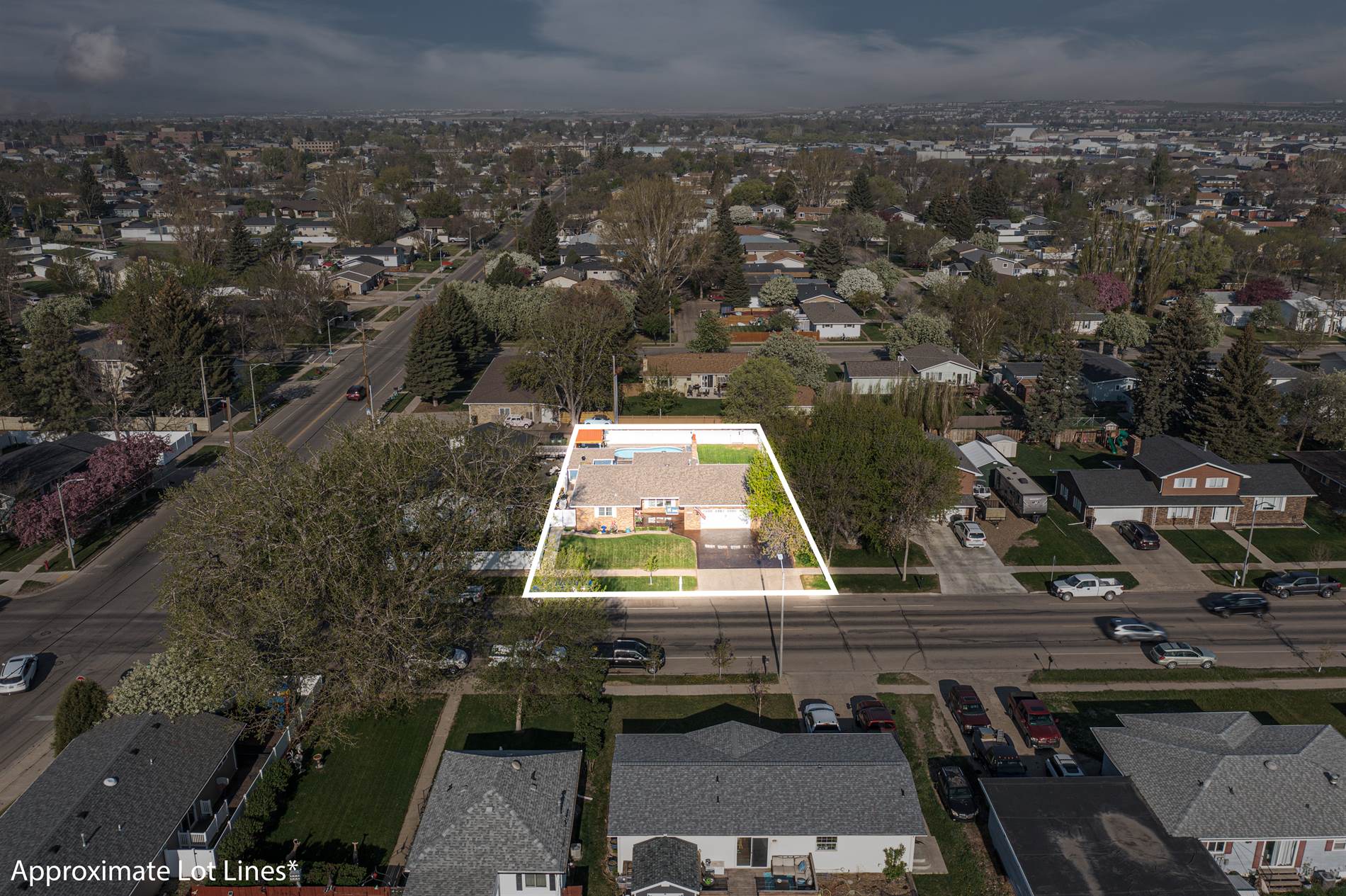 1805 University Avenue, Williston, ND 58801