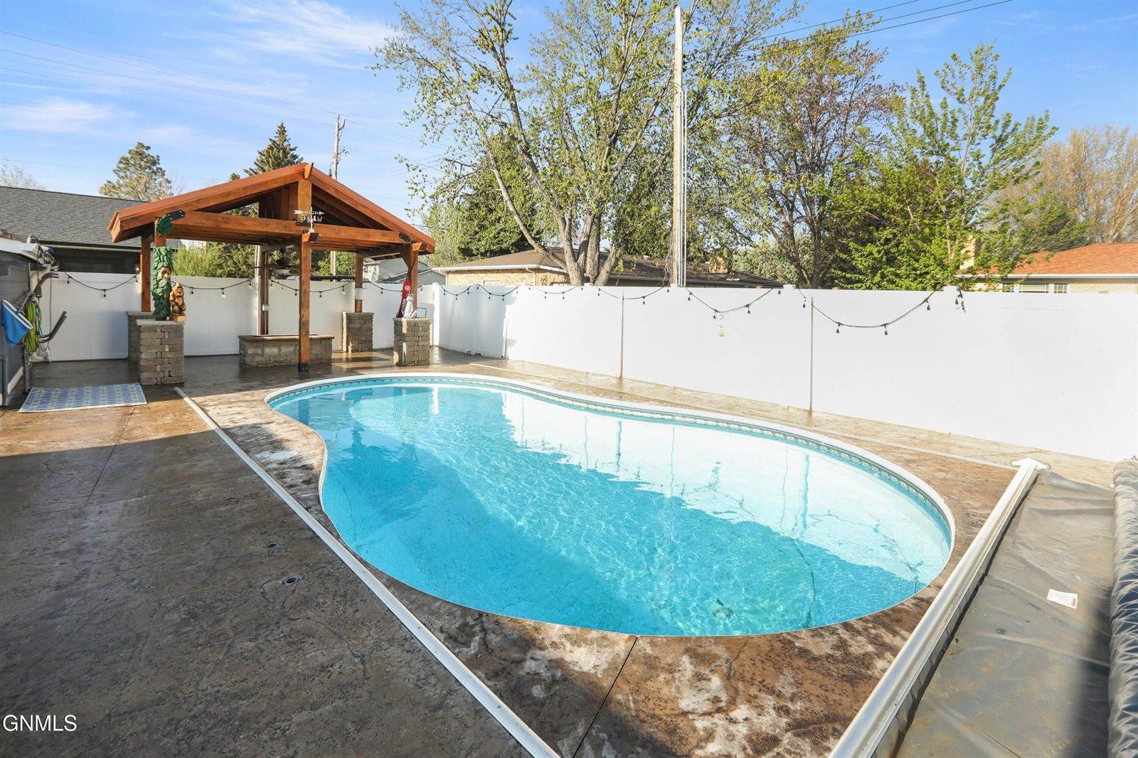 1805 University Avenue, Williston, ND 58801