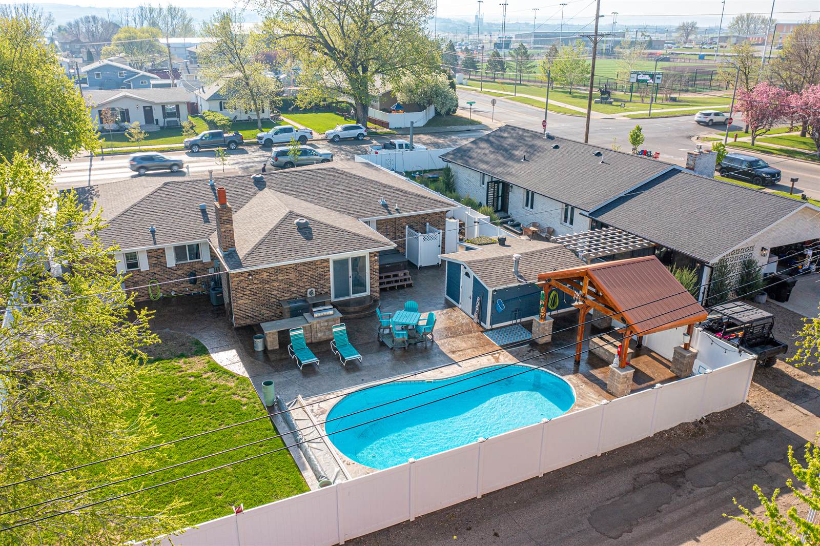 1805 University Avenue, Williston, ND 58801