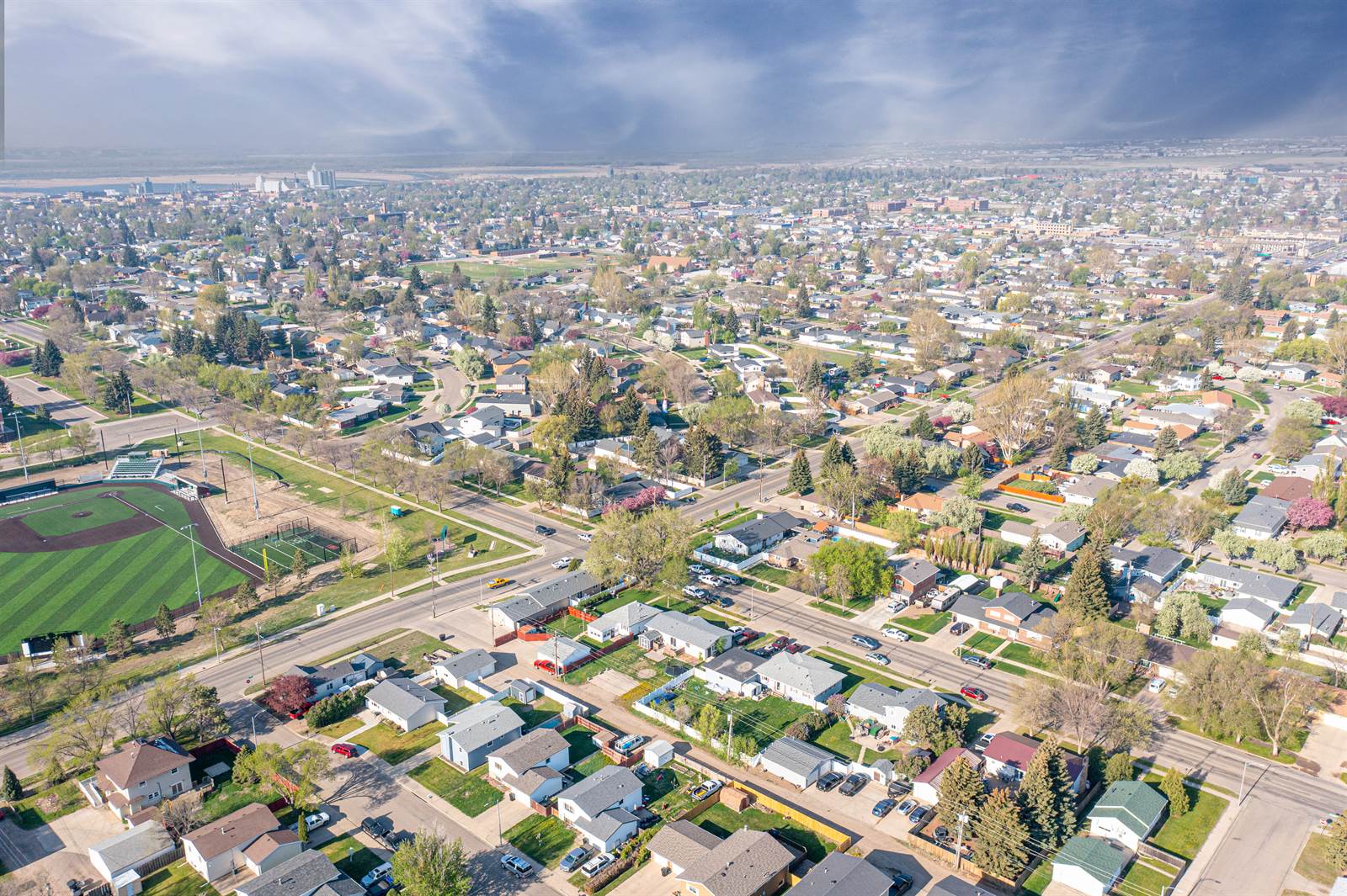 1805 University Avenue, Williston, ND 58801