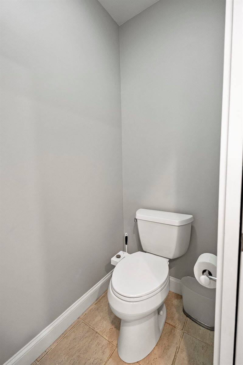 431 Mann Hill Road, Holden, ME 04429