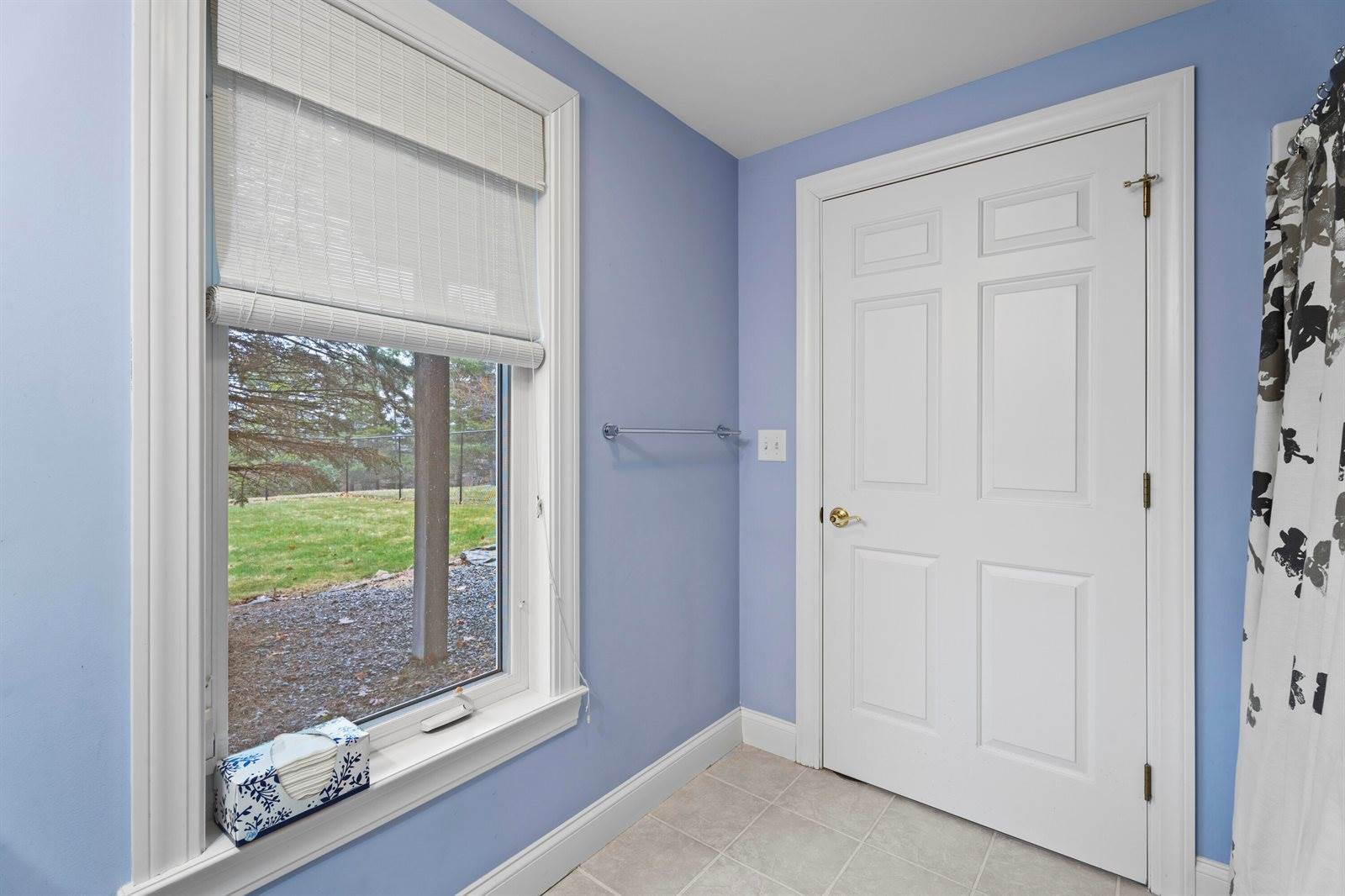 431 Mann Hill Road, Holden, ME 04429