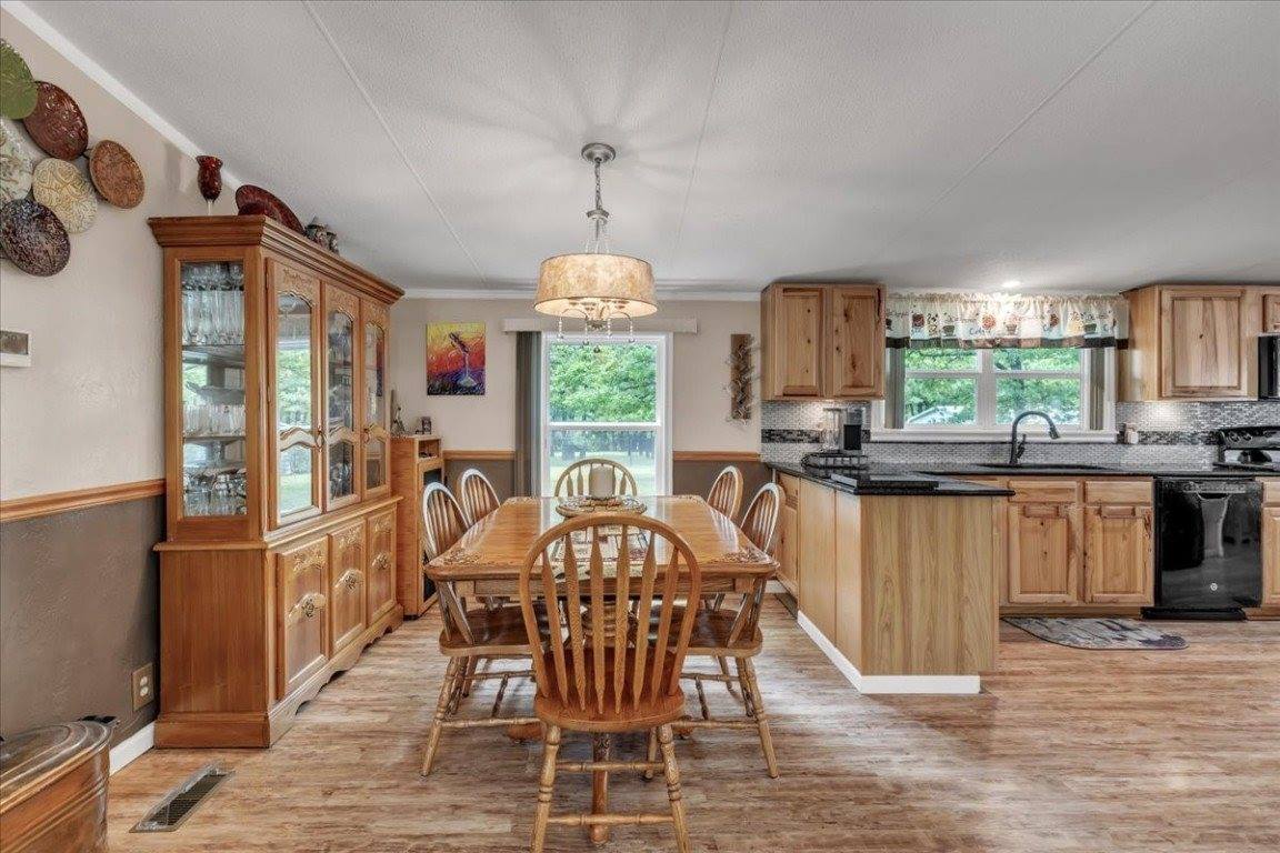 13393 Forest Fox Road, Edmond, OK 73034