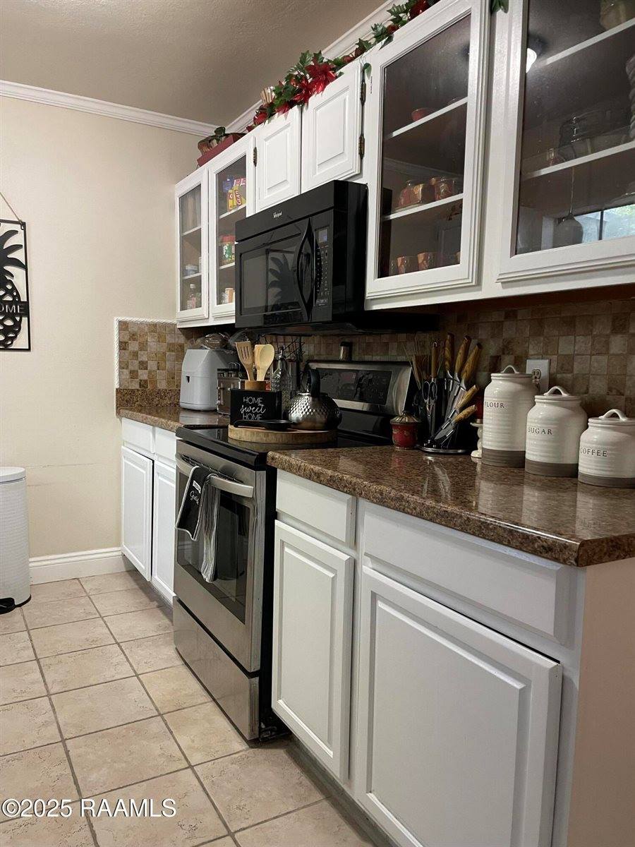 100 Winchester Drive, Lafayette, LA 70506