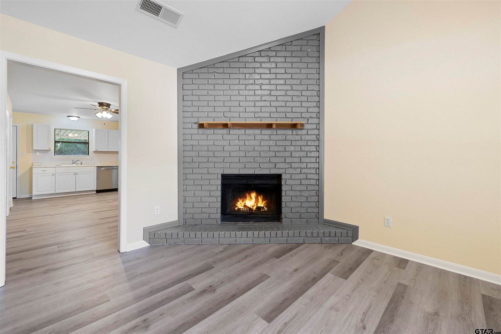 500-506 Pine Burr Ln, Kilgore, TX 75662