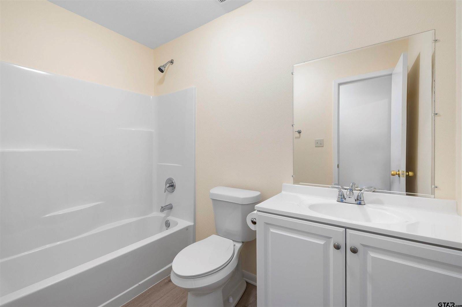 500-506 Pine Burr Ln, Kilgore, TX 75662