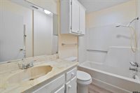 500-506 Pine Burr Ln, Kilgore, TX 75662