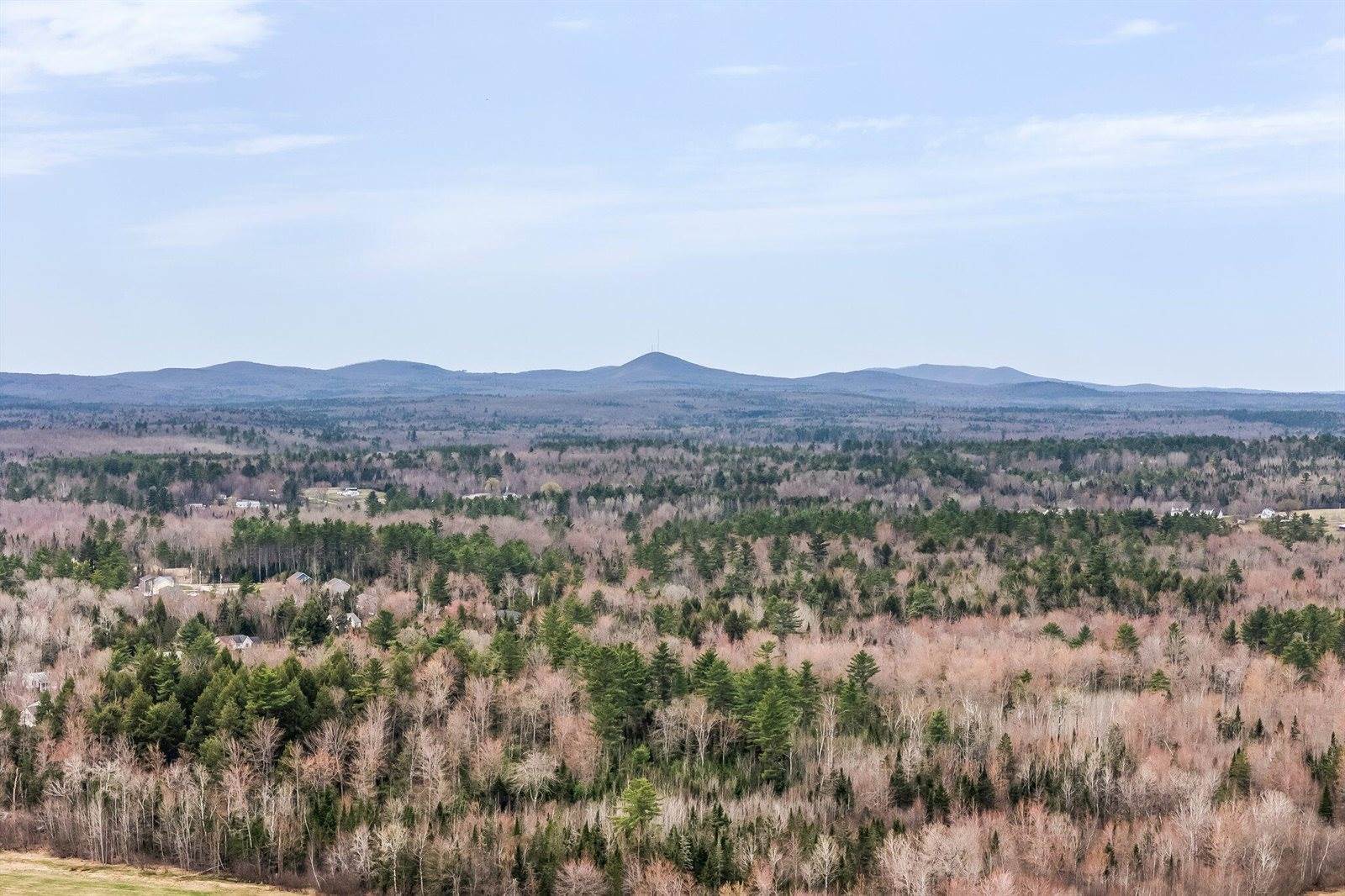 111 Amberside Drive, Hermon, ME 04401