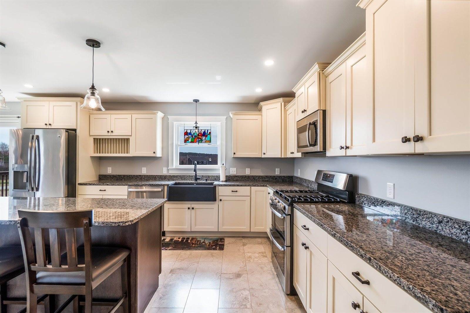 111 Amberside Drive, Hermon, ME 04401