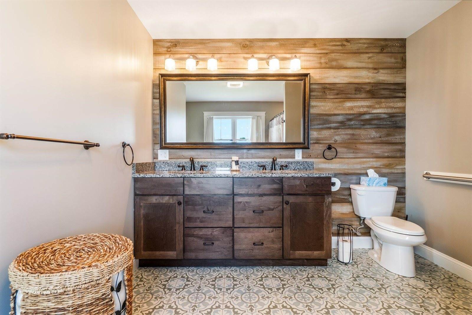 111 Amberside Drive, Hermon, ME 04401