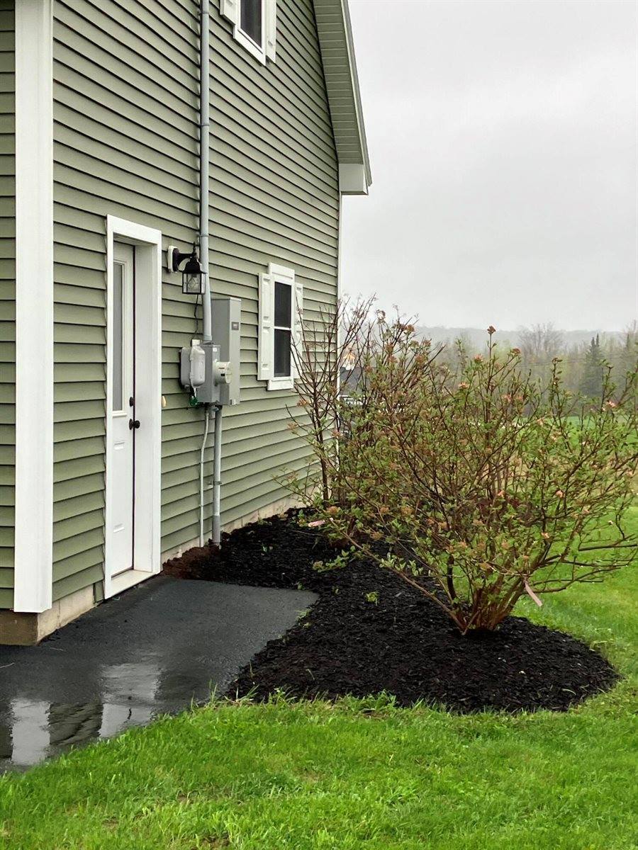 111 Amberside Drive, Hermon, ME 04401