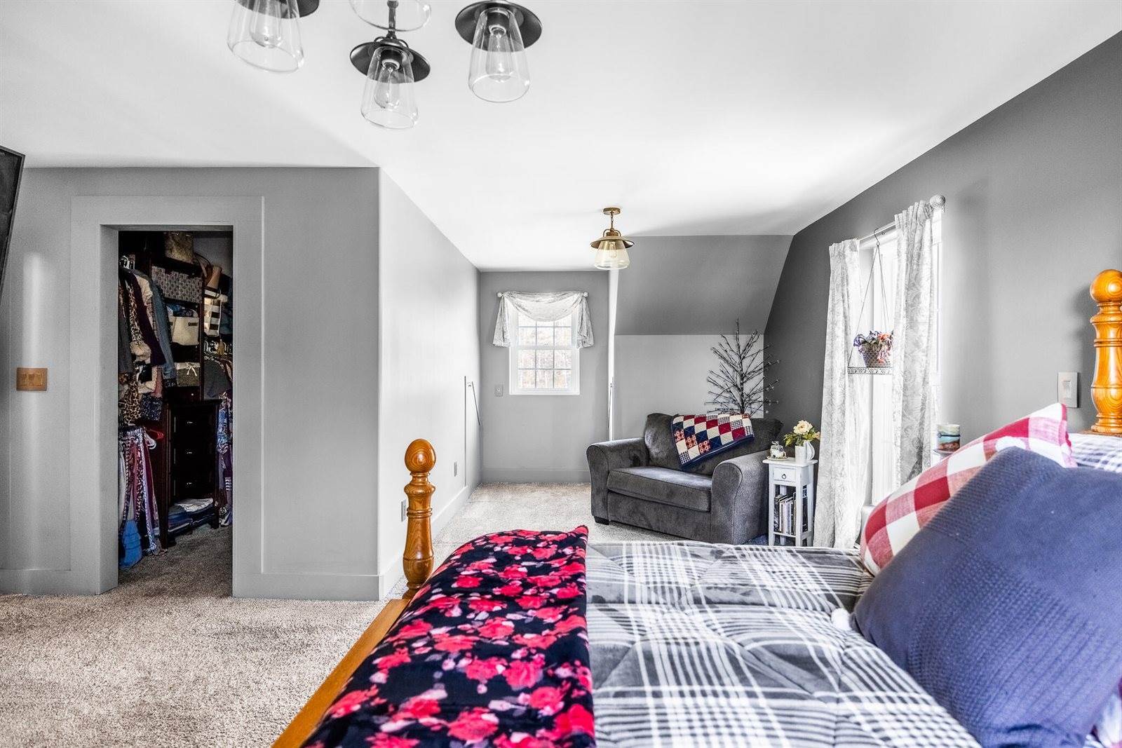 14 Twining Road, Winterport, ME 04496