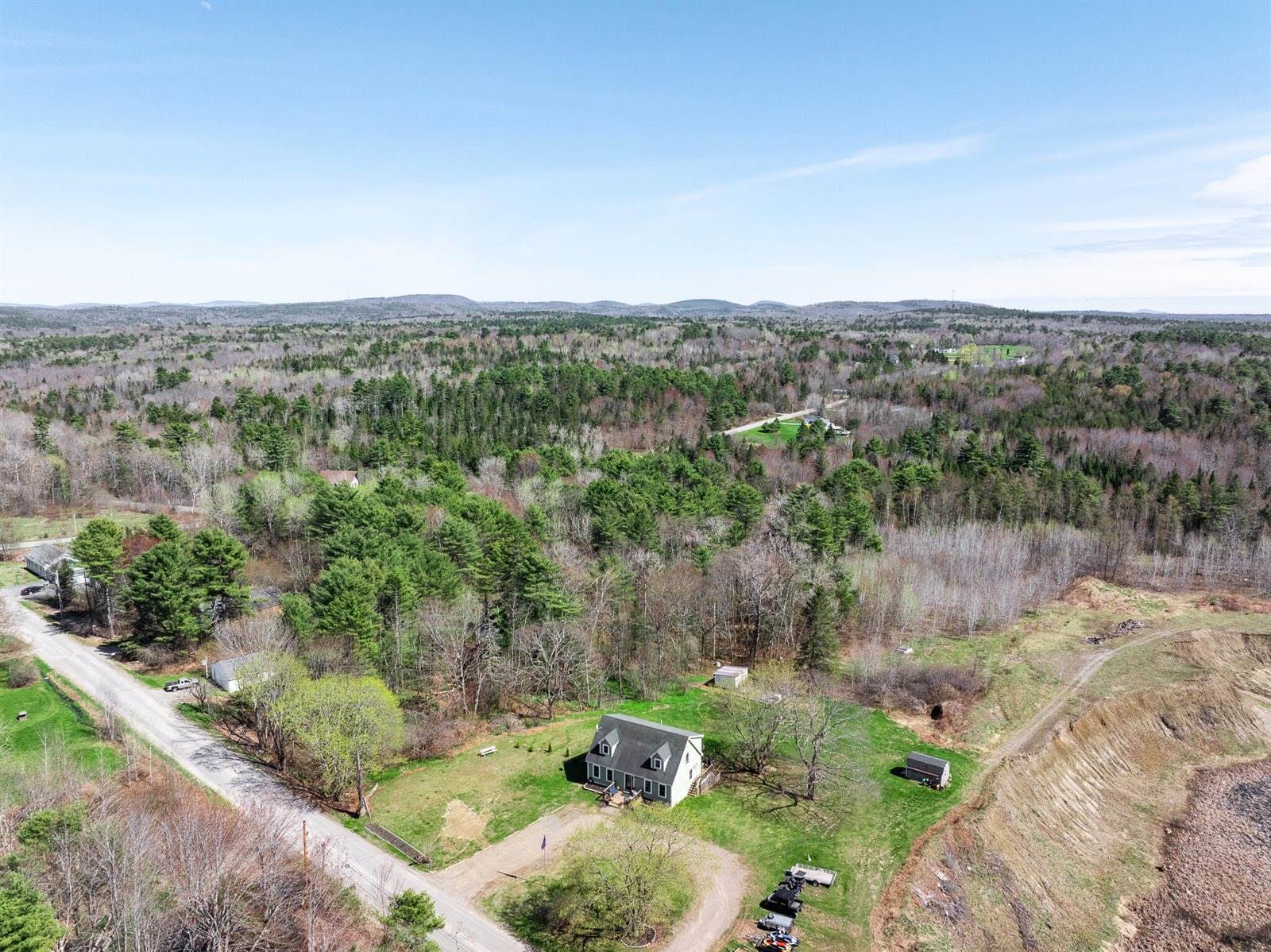 14 Twining Road, Winterport, ME 04496