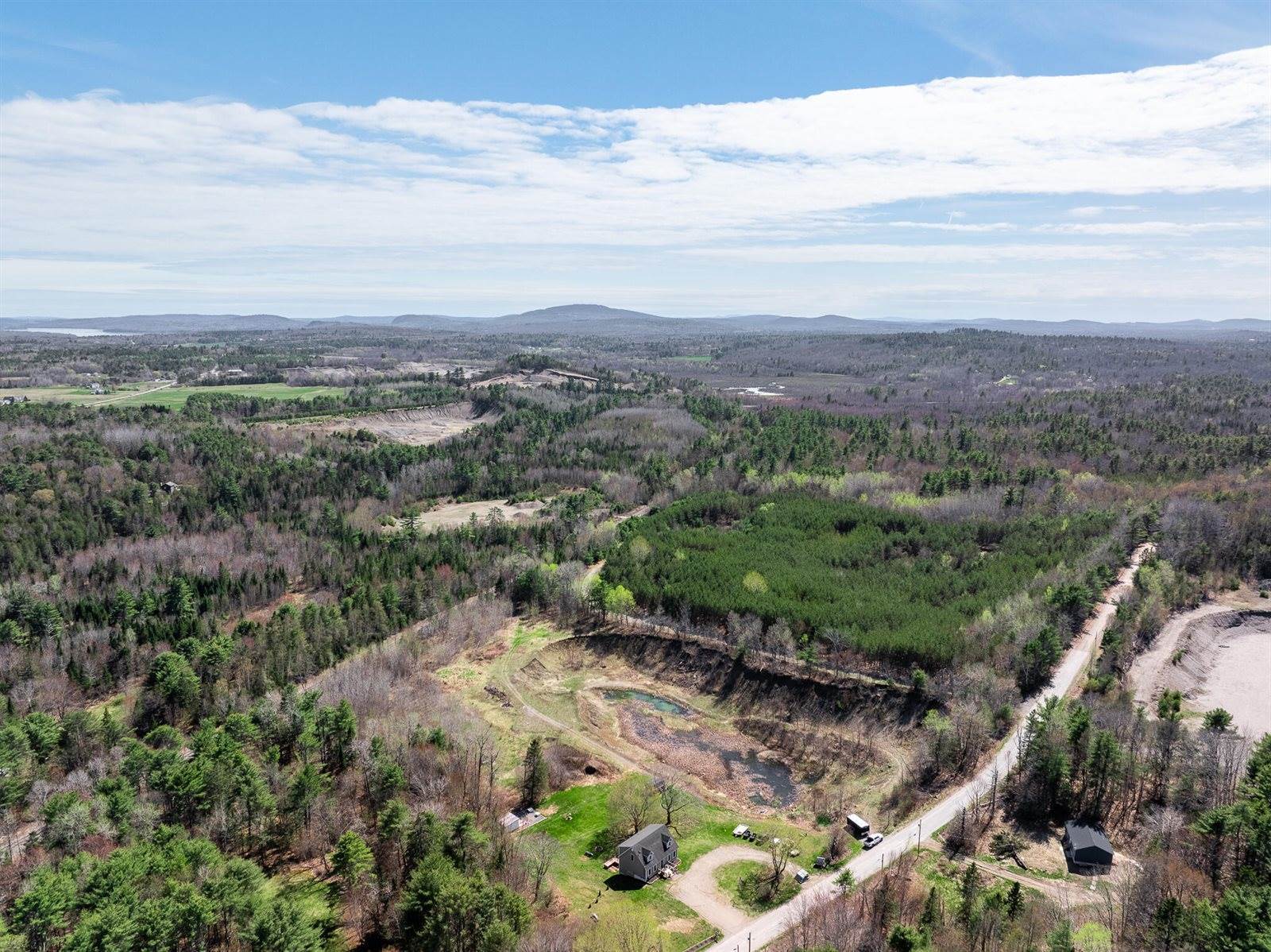 14 Twining Road, Winterport, ME 04496