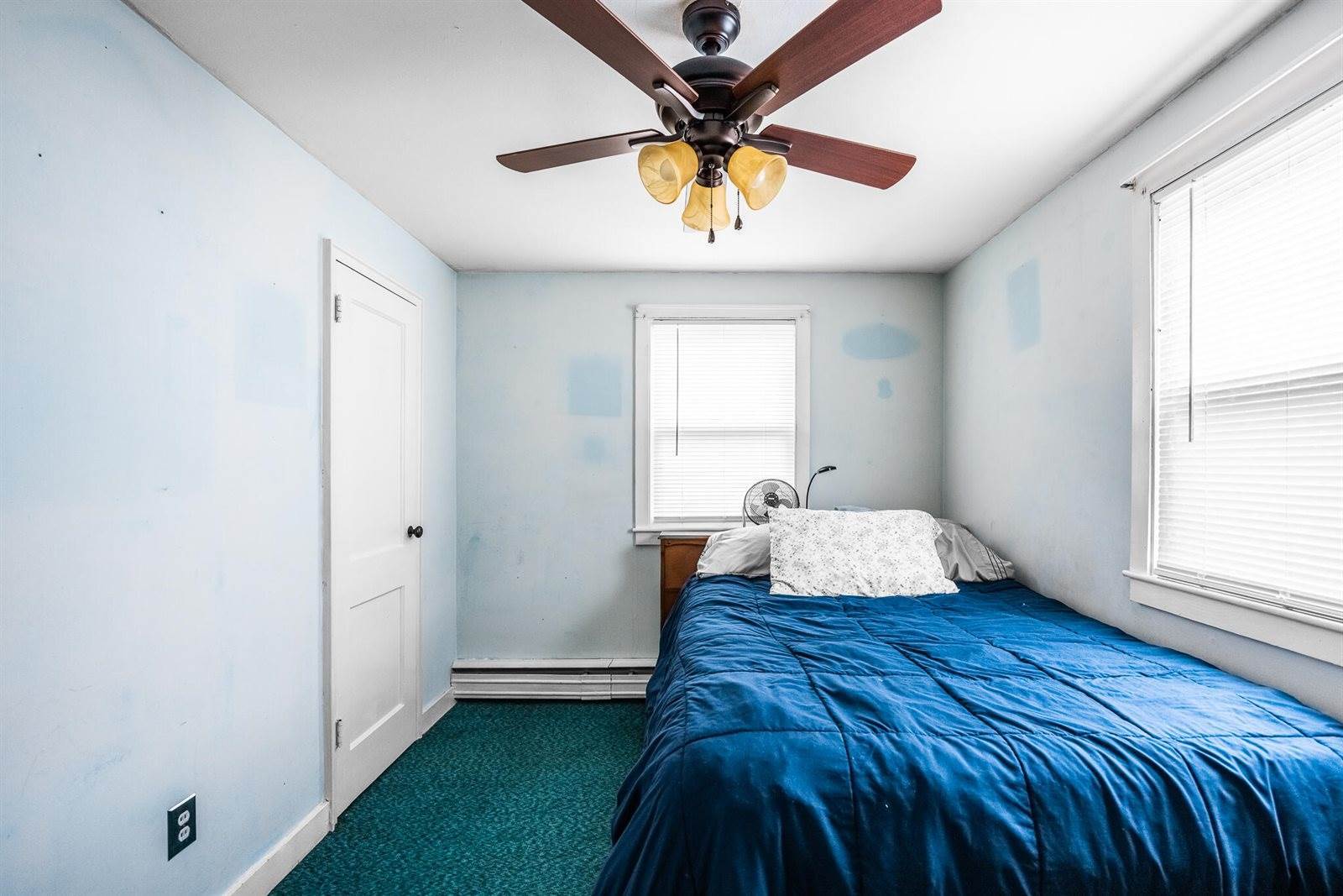 10 Nash Street, Bangor, ME 04401