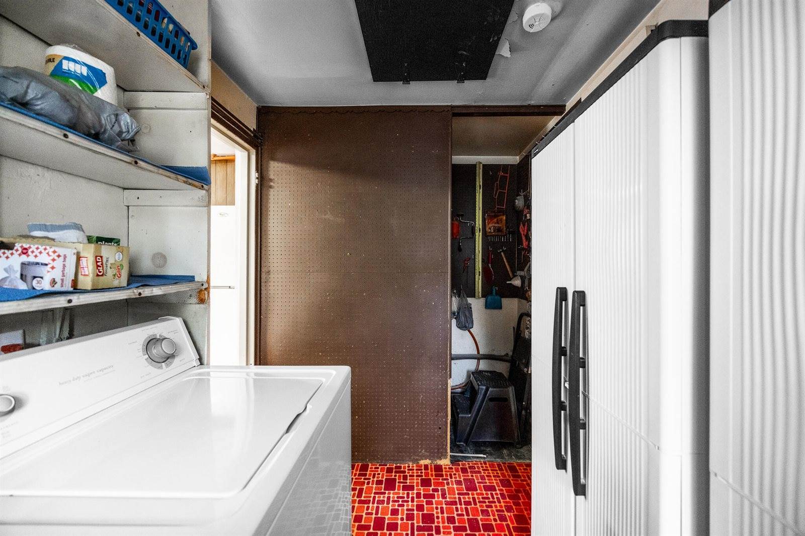 10 Nash Street, Bangor, ME 04401