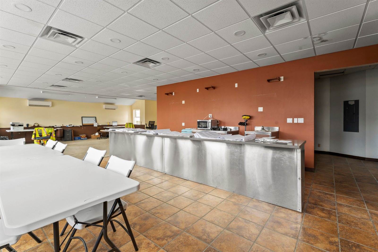 199 East Main Street, Searsport, ME 04974