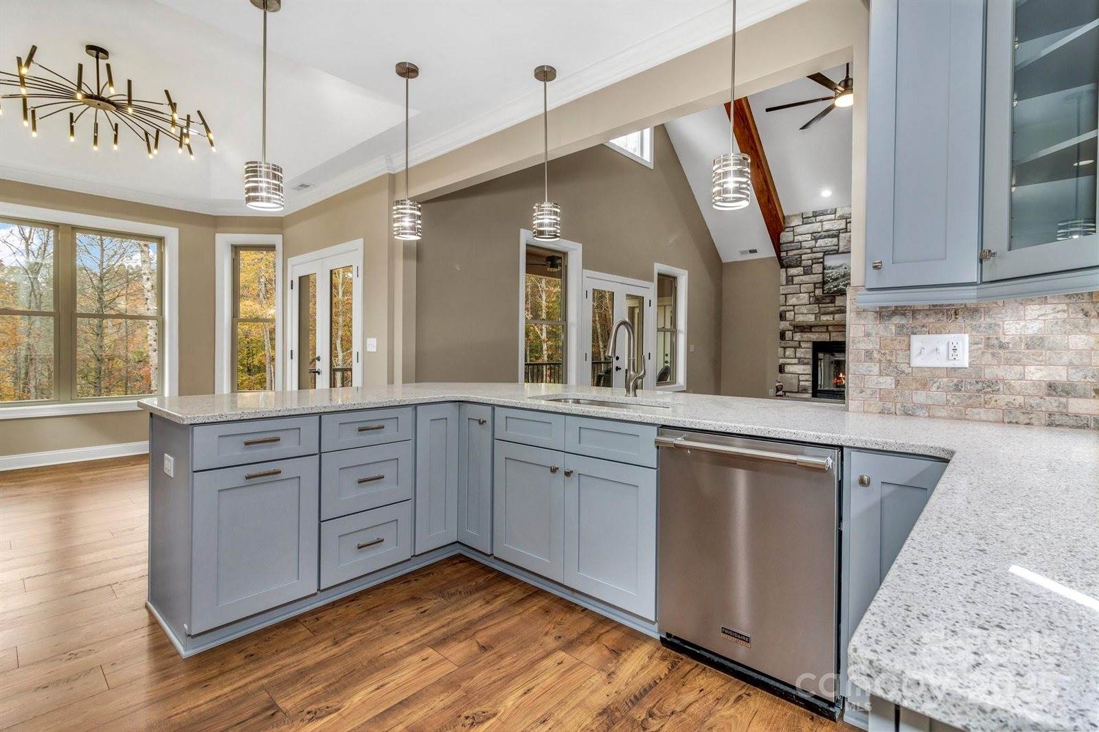 844 Settlers Trail, Mars Hill, NC 28754