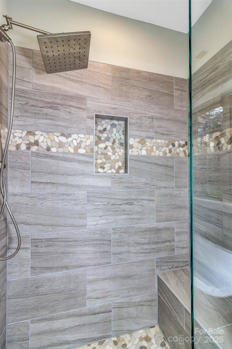 844 Settlers Trail, Mars Hill, NC 28754