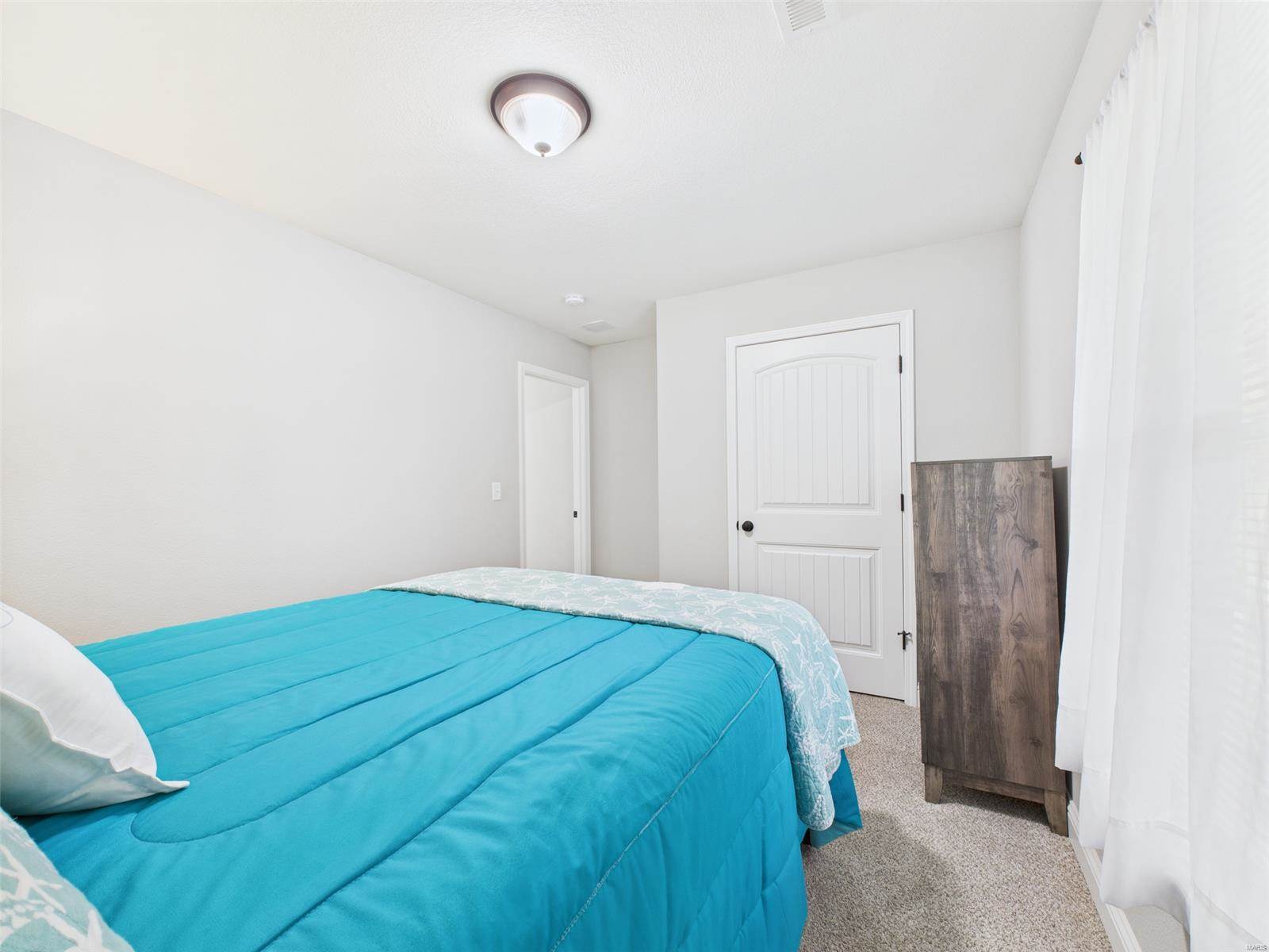 142 Ridgeview Drive, Saint Robert, MO 65584