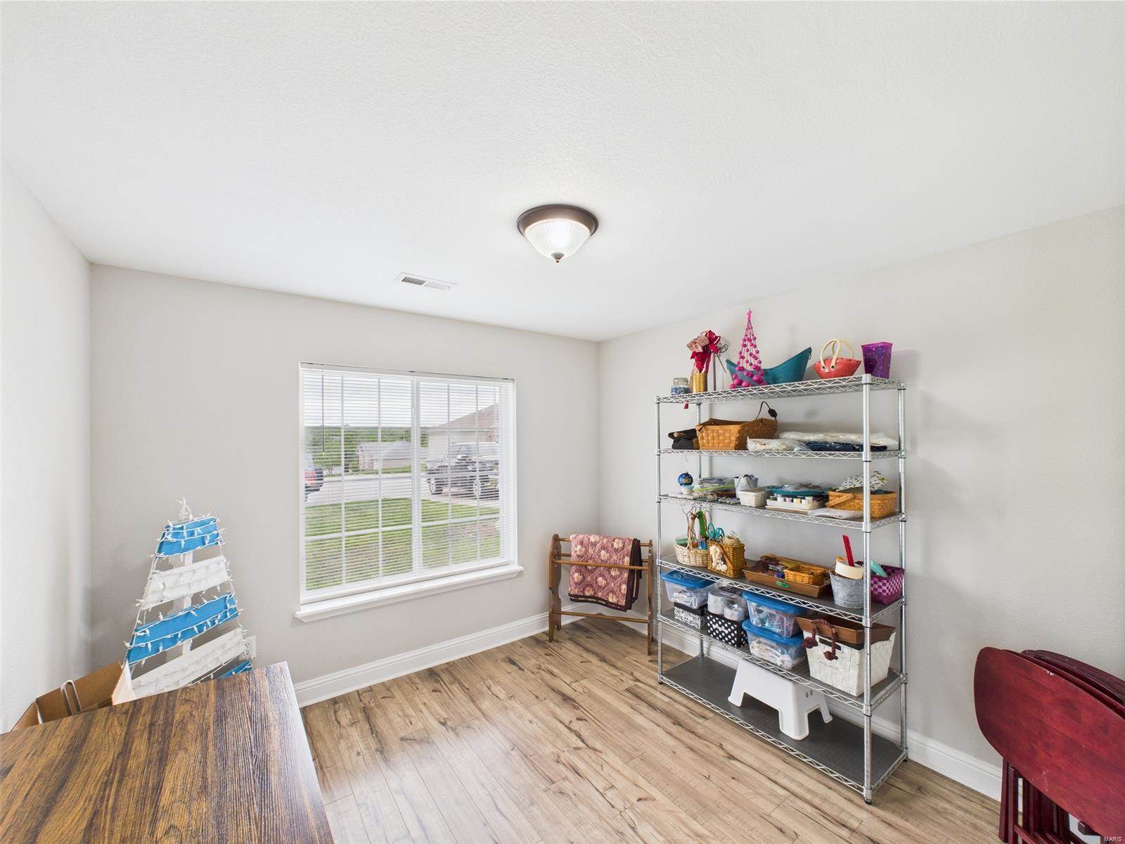 142 Ridgeview Drive, Saint Robert, MO 65584