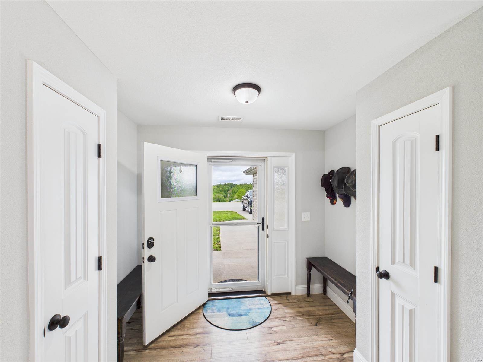 142 Ridgeview Drive, Saint Robert, MO 65584