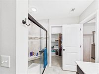 142 Ridgeview Drive, Saint Robert, MO 65584