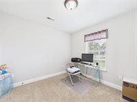 142 Ridgeview Drive, Saint Robert, MO 65584