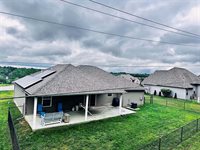 142 Ridgeview Drive, Saint Robert, MO 65584