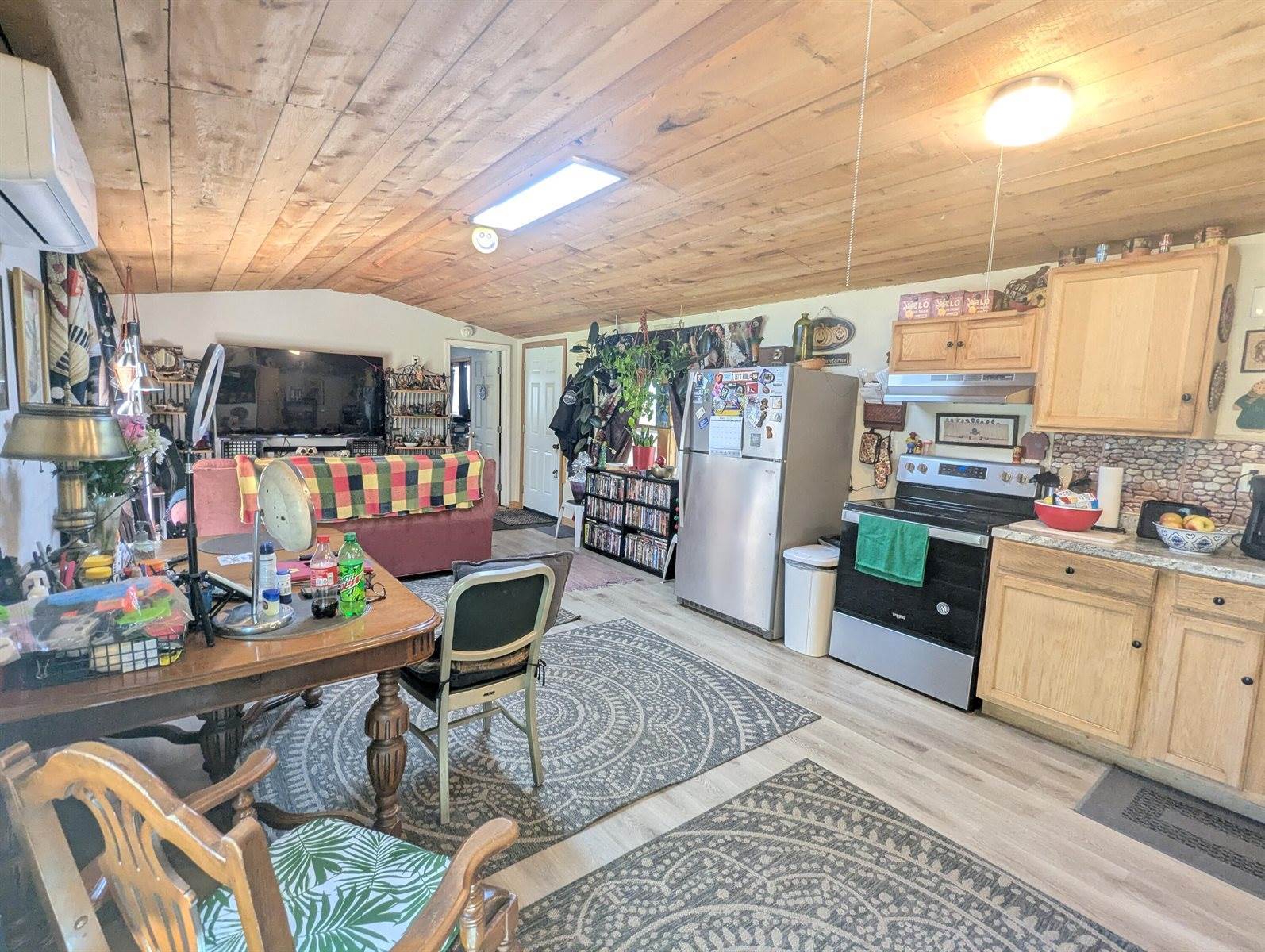 19 Prospect Street, Guilford, ME 04443