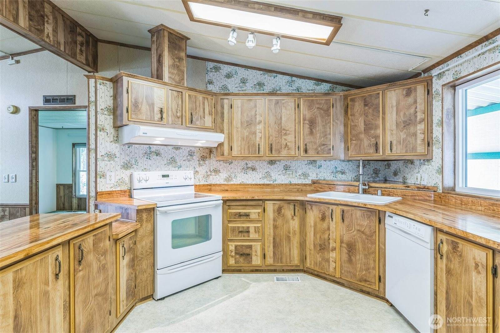 620 112th Street SE, #33, Everett, WA 98208