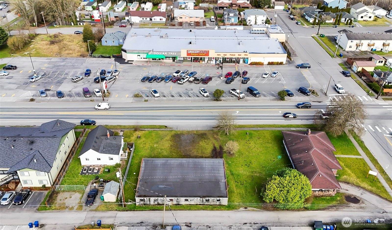 1 XX East Burke Avenue, Arlington, WA 98223