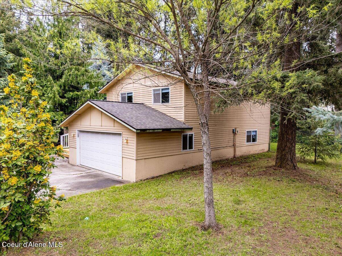 11810 North Peridot Dr, Hayden, ID 83835