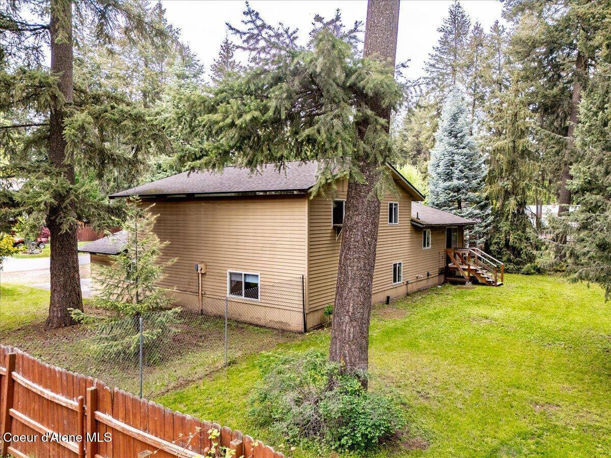 11810 North Peridot Dr, Hayden, ID 83835