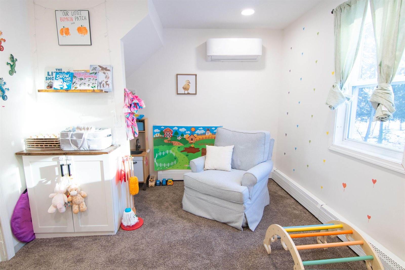 14 Fields Pond Road, Holden, ME 04429