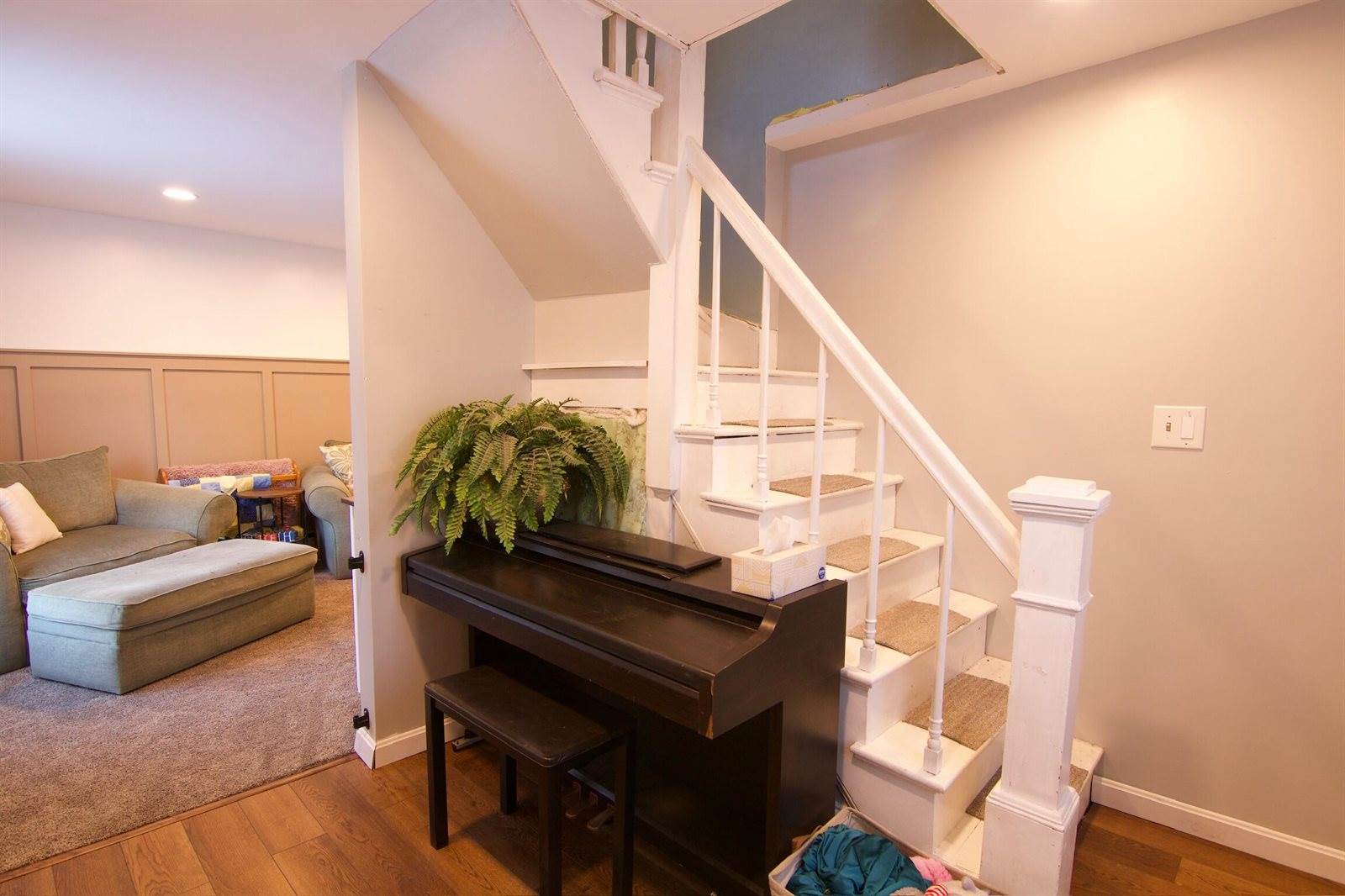 14 Fields Pond Road, Holden, ME 04429