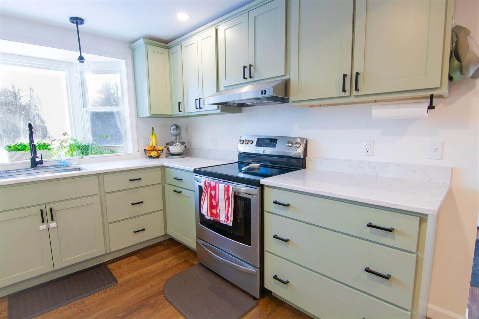 14 Fields Pond Road, Holden, ME 04429