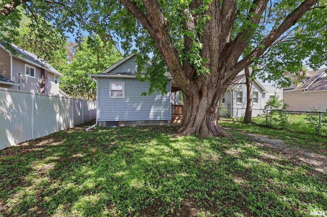 1518 32ND Street, Rock Island, IL 61201