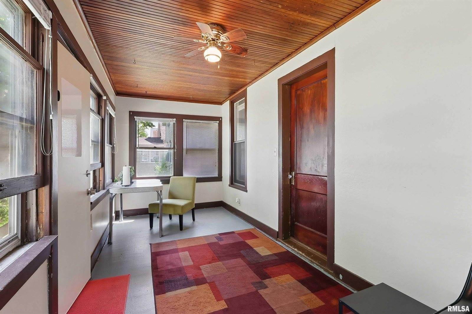 1518 32ND Street, Rock Island, IL 61201