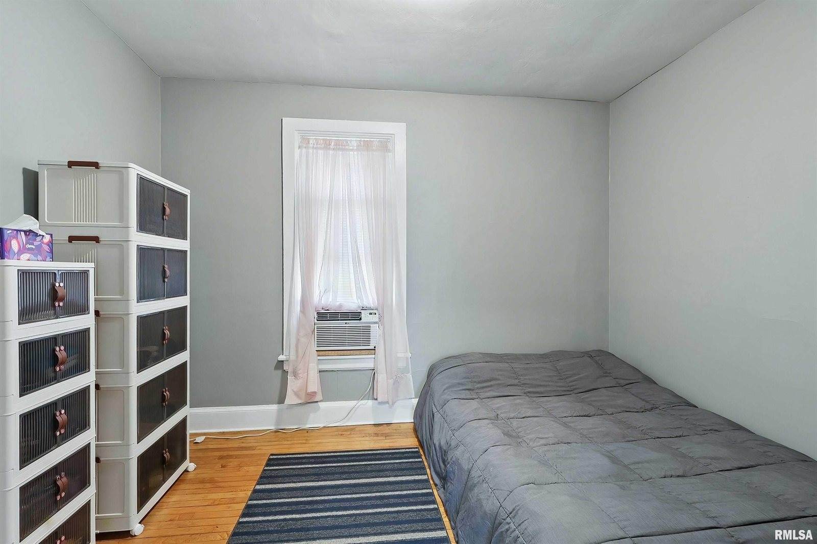 1518 32ND Street, Rock Island, IL 61201