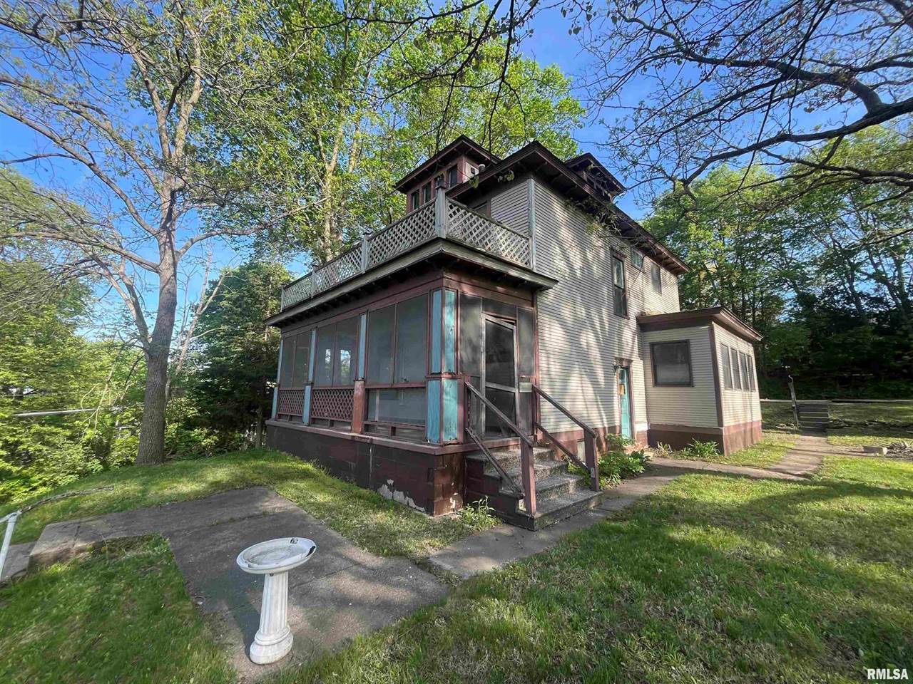 1403 45TH Avenue, Rock Island, IL 61201