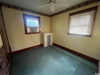 1403 45TH Avenue, Rock Island, IL 61201